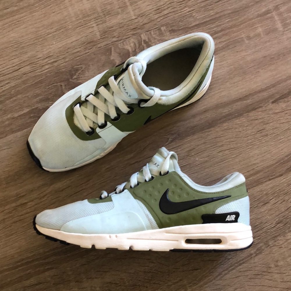 Nike Airmax running shoes
